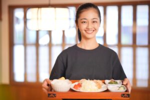 飲食店でアルバイト│食費が浮く喜びと美味しいものが食べれる嬉しさ働くメリット４つ